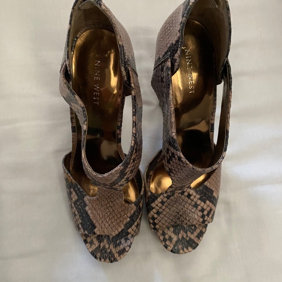 Tan & Brown Reptile Skin Heels - Picture 2 of 3